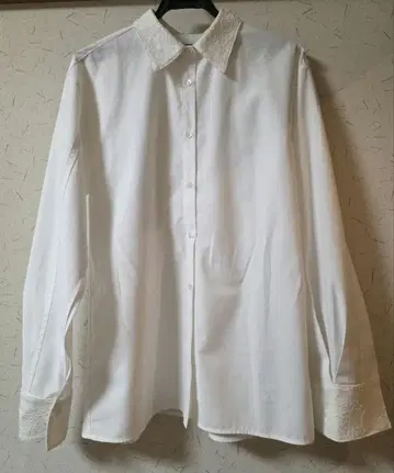 [ HARE ] 레이스 셔츠 화이트