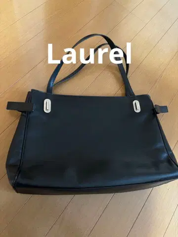 에스카다 Laurel 백