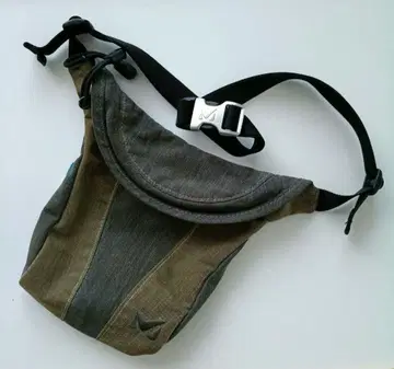 MILLET 밀레 파우치 아웃도어 백 네이비 카키