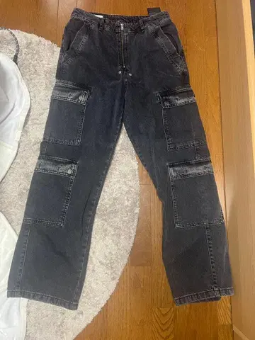 ZARA 블랙 카고 팬츠 사이즈 31