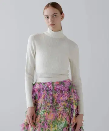 [ 어도어 ADORE ] 터틀넥 니트 하이 게이지 드즈엠클래스