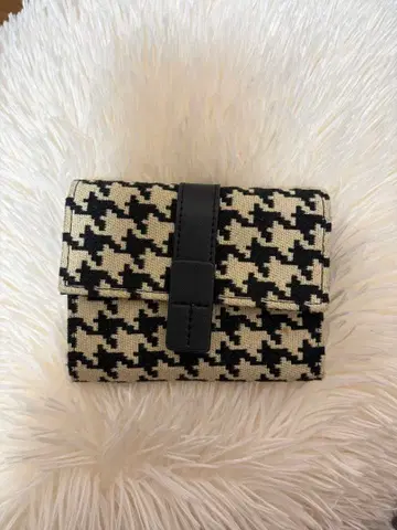 하운드 투스 패턴 3단 폴더형 지갑