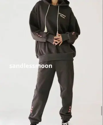 새상품 sandlessmoon 샌드레스문 하트 맨투맨 셋업