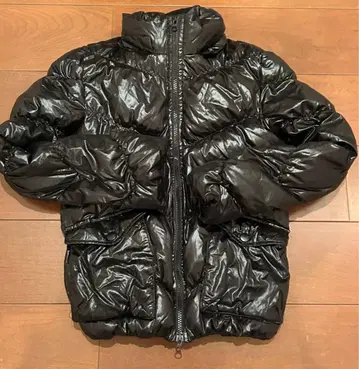 GAP 짧은 기장 광택 다운 자켓