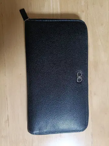 페라가모 가죽 장지갑