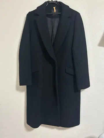 UNITED TOKYO 블랙 체스터 코트 사이즈 2