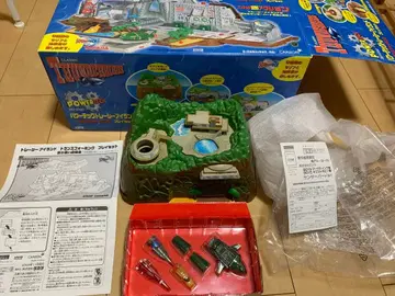 썬더버드 파워테크 트레이시 아일랜드