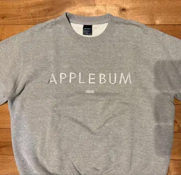 새상품급 APPLEBUM 맨투맨 M 사이즈