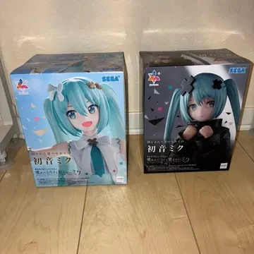 열린 창의 세계의 하츠네 미쿠 닫힌 창의 세계의 하츠네 미쿠 2체 세트