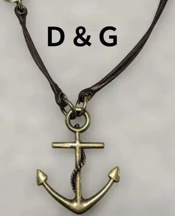 D&G 가죽 목걸이