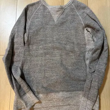 새상품급 스탠다드 캘리포니아 맨투맨 S