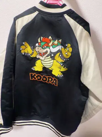 USJ 한정판 쿠파 자수 스카잔 size L