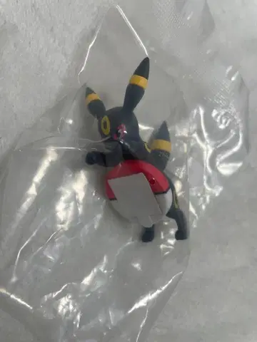 포켓몬 제일복권 1번 복권 F상 길거리 산책 챠라링 프렌즈 블래키