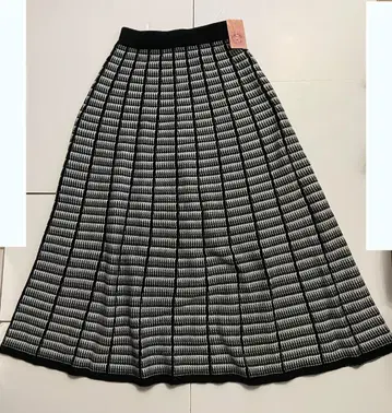 clear 블랙과 화이트 체크 무늬 플리츠 스커트