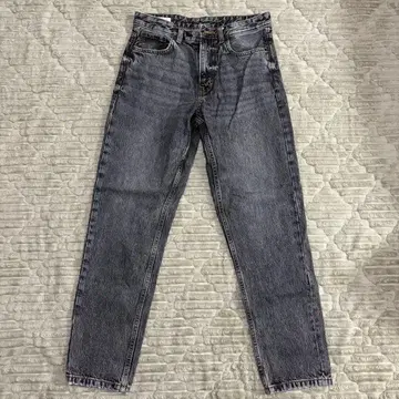 ZARA 그레이 스트레이트 데님 팬츠 새상품급