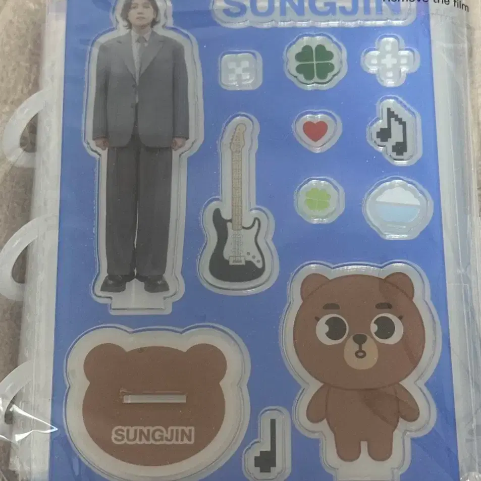 DAY6 | 데이식스 DAY6 pop up DAY6 zip admission gift + confetti