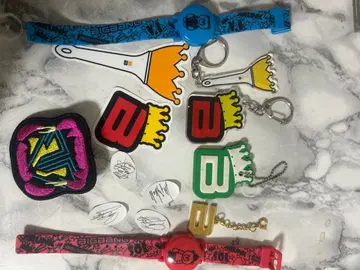 BIGBANG 키링, 시계, 배치, 사인 포함 씰
