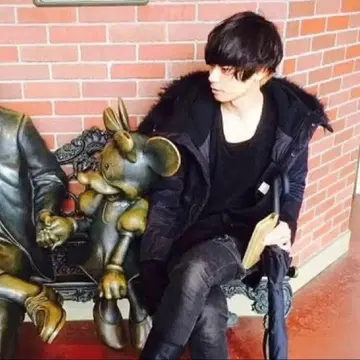 LAD MUSICIAN 모즈 코트 카와카미 요헤이 착용