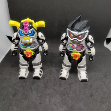 소우도 가면라이더 레이저, 겐무 레벨 1 레벨 3