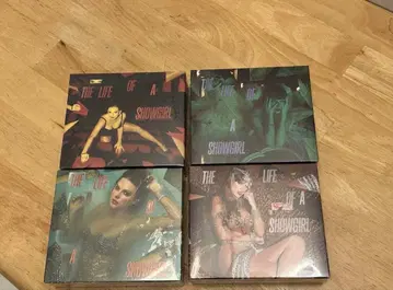 The Life Of A Showgirl 디럭스 한정판 CD 세트