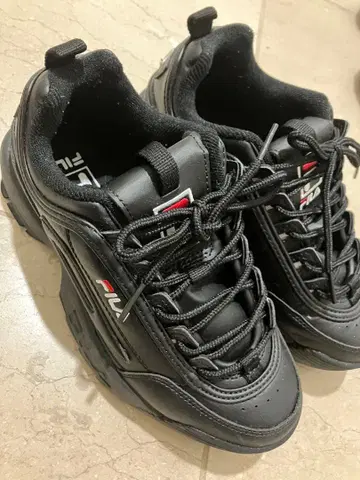 FILA 스니커즈