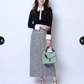 저스길리티 새상품 스커트