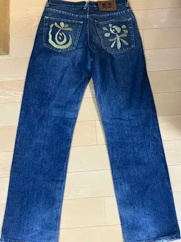 에비수 EVISU 도라쿠 자수 데님 팬츠