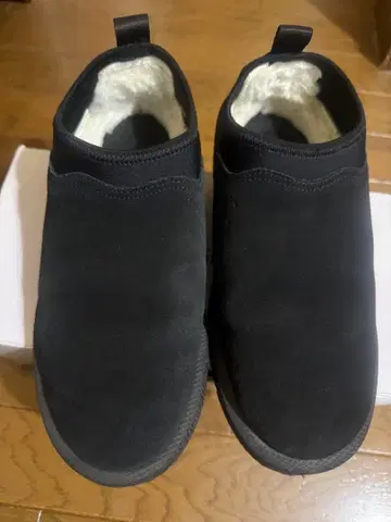 SUICOKE 스웨이드 슬립온