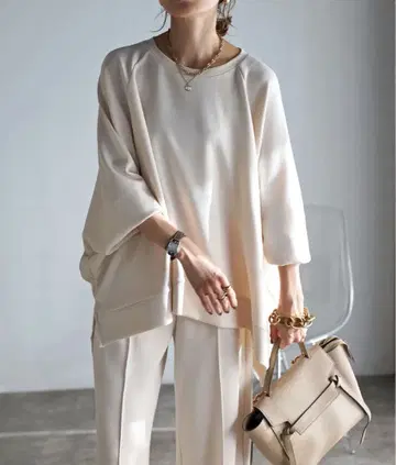 스트레치 돌먼 맨투맨 아이보리 택 포함 미사용 새상품