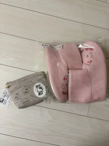 헬로키티 제일복권 룸슈즈&덤 포함