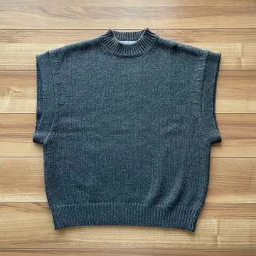 [ 새상품급 ] 스탬프앤다이어리 니트 베스트