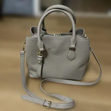 그레이 베이지 핸드백
