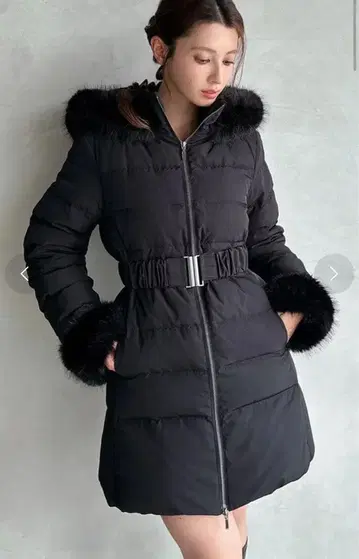 RESEXXY 리젝시 후드 부착 다운 자켓 블랙