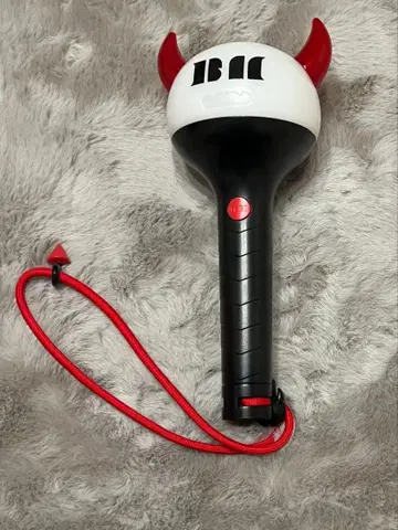 baby monster 응원봉 (박스 있음)