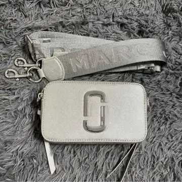 마크 제이콥스 실버 숄더백