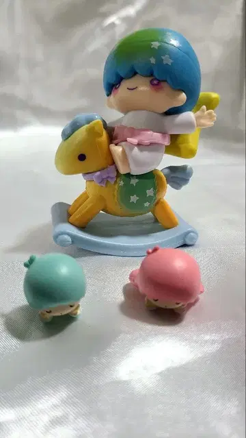 리틀트윈스타 키키라라 피규어 세트