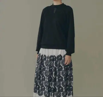 미나 페르호넨 티셔츠 firmanent