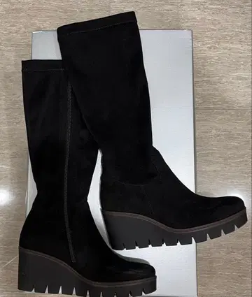 가버 가보르 스웨이드 통굽 스트레치 롱 부츠 블랙