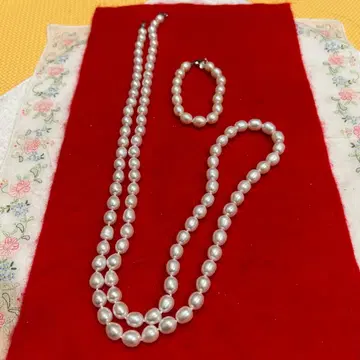 진주 목걸이와 팔찌 세트
