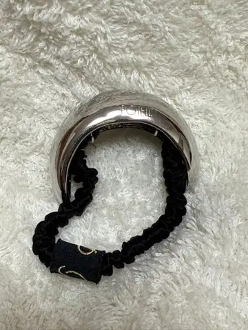 POTETE 문 스크런치 실버 x 블랙