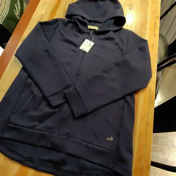 크로커다일 지퍼 후드티