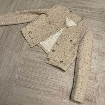 한국 ap/m 구매 아이보리 트위드 노카라 자켓