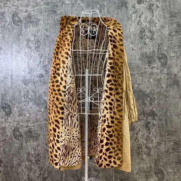 Madam Goji 이타리야 이탈리아 롱 코트 자켓 레오파드 무늬