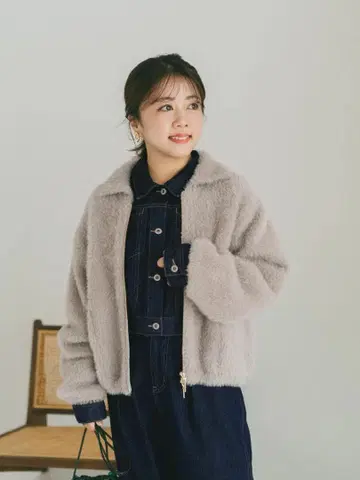 새상품급 COHINA 더블 페이스 페더 지퍼 블루종