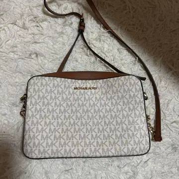 MICHAEL KORS MK 로고 숄더백