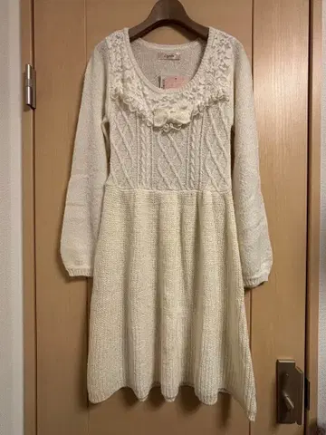 리즈리사 x 마이멜로디 리즈멜로 니트 원피스 긴팔 아이보리 M