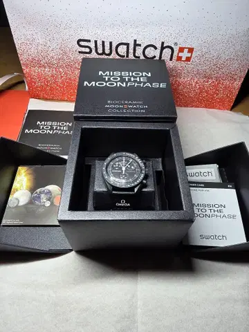 Swatch MISSION TO THE MOONPHASE x OMEGA