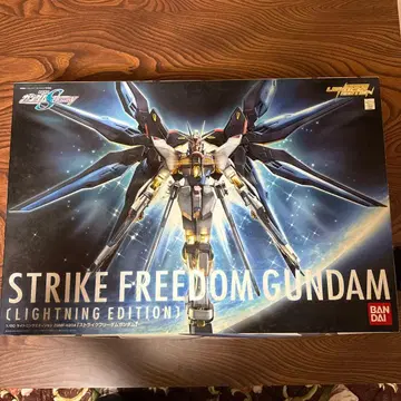 스트라이크 프리덤 건담 [ 라이트닝 에디션 ]