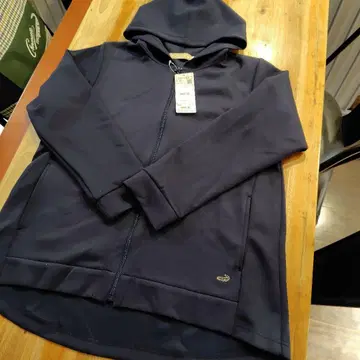 크로커다일 미들 기장 지퍼 후드티