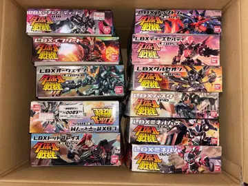 [ 조립 완료 ] 골판지 전기 프라모델 묶음 판매